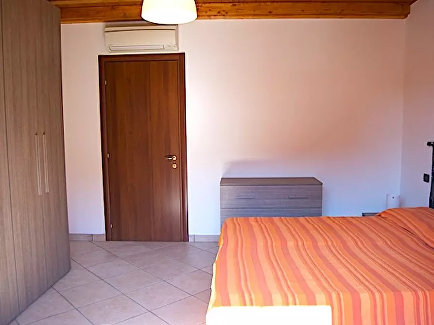 Immagine 10 di Appartamento in vendita  in via Madonna della Bozzola n° 11 a Garlasco