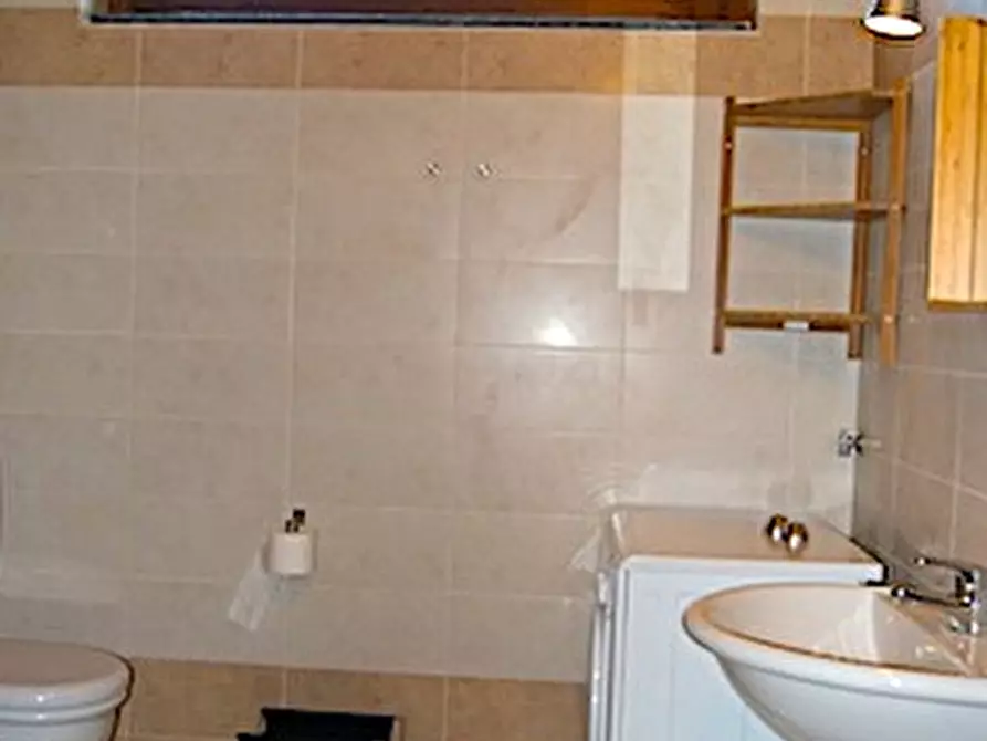 Immagine 11 di Appartamento in vendita  in via Madonna della Bozzola n° 11 a Garlasco