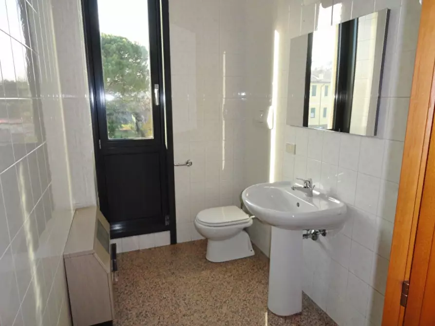 Immagine 15 di Ufficio in affitto  in Strada di Cà Balbi a Vicenza