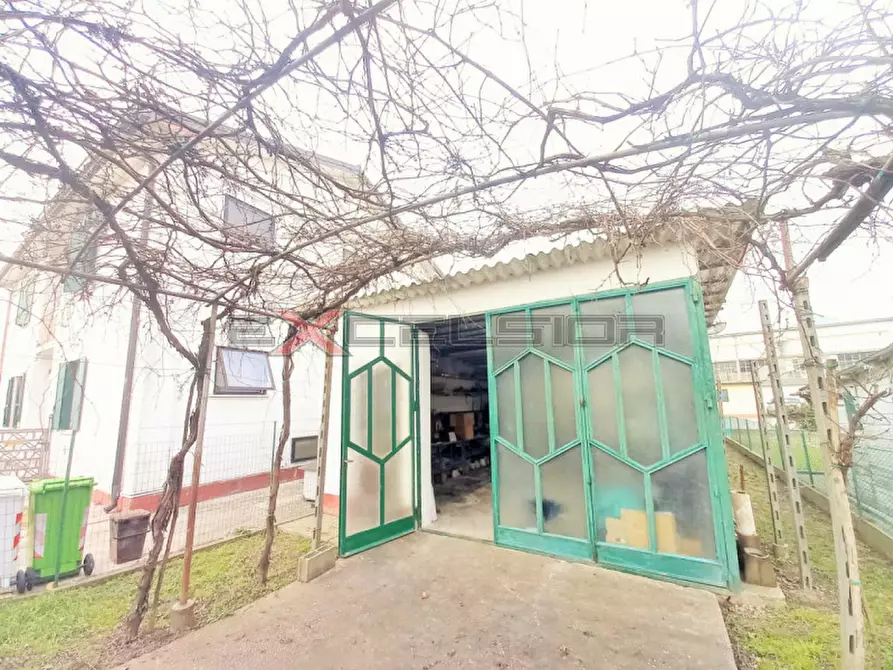 Immagine 4 di Appartamento in vendita  in C.so G. Mazzini n. 7 - Adria (RO) a Adria