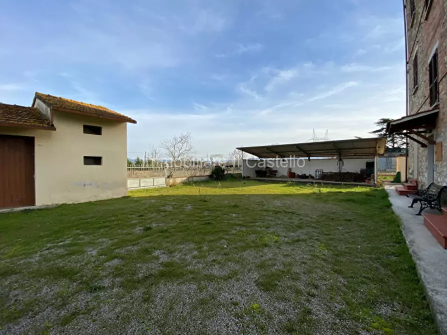 Immagine 20 di Casa indipendente in vendita  in via piemonte a Castiglione Del Lago