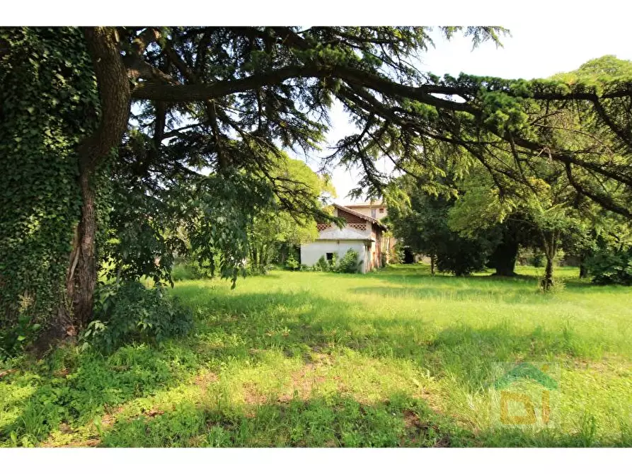 Immagine 4 di Palazzo in vendita  in via chiopris 62 a San Giovanni Al Natisone