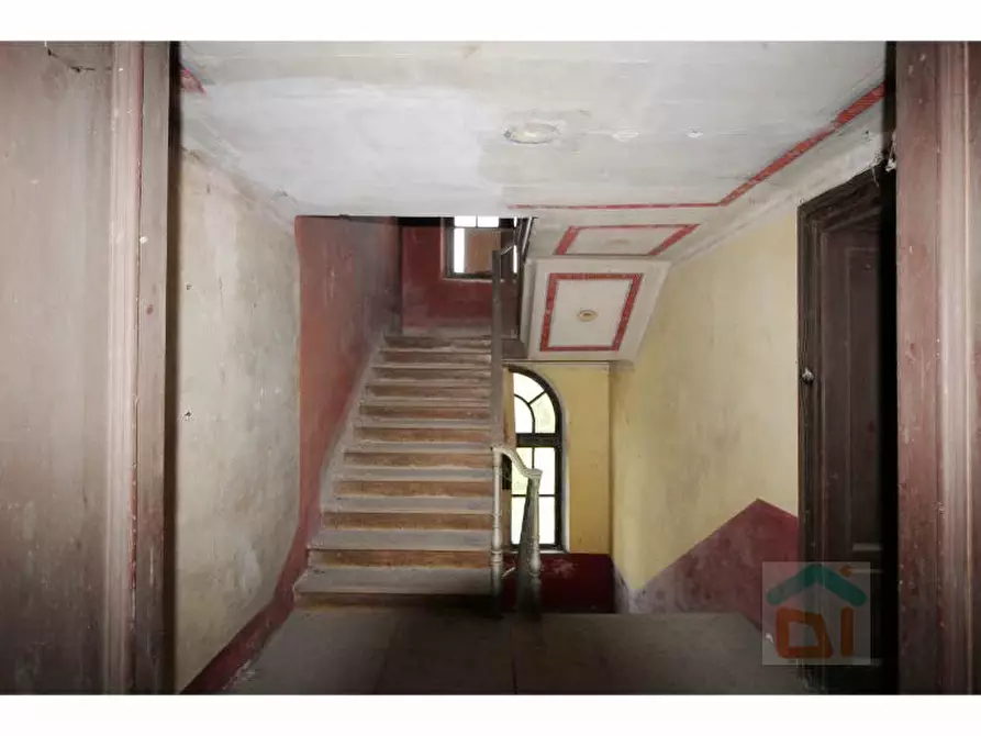 Immagine 14 di Palazzo in vendita  in via chiopris 62 a San Giovanni Al Natisone