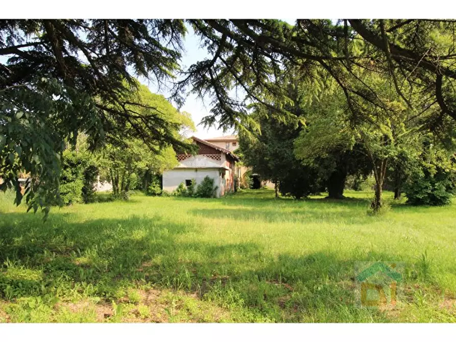 Immagine 19 di Palazzo in vendita  in via chiopris 62 a San Giovanni Al Natisone