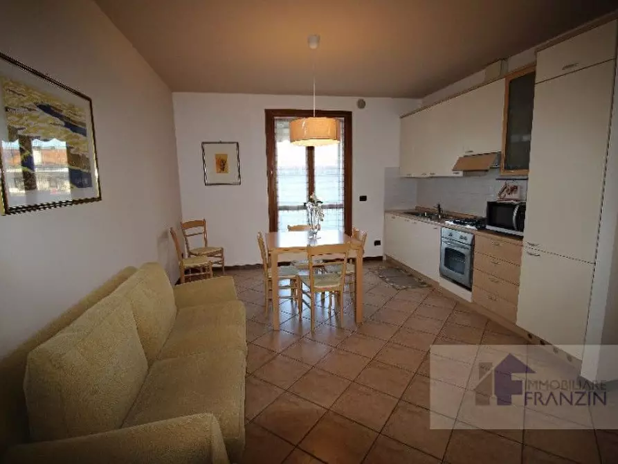Immagine 1 di Camera in affitto  a Meolo