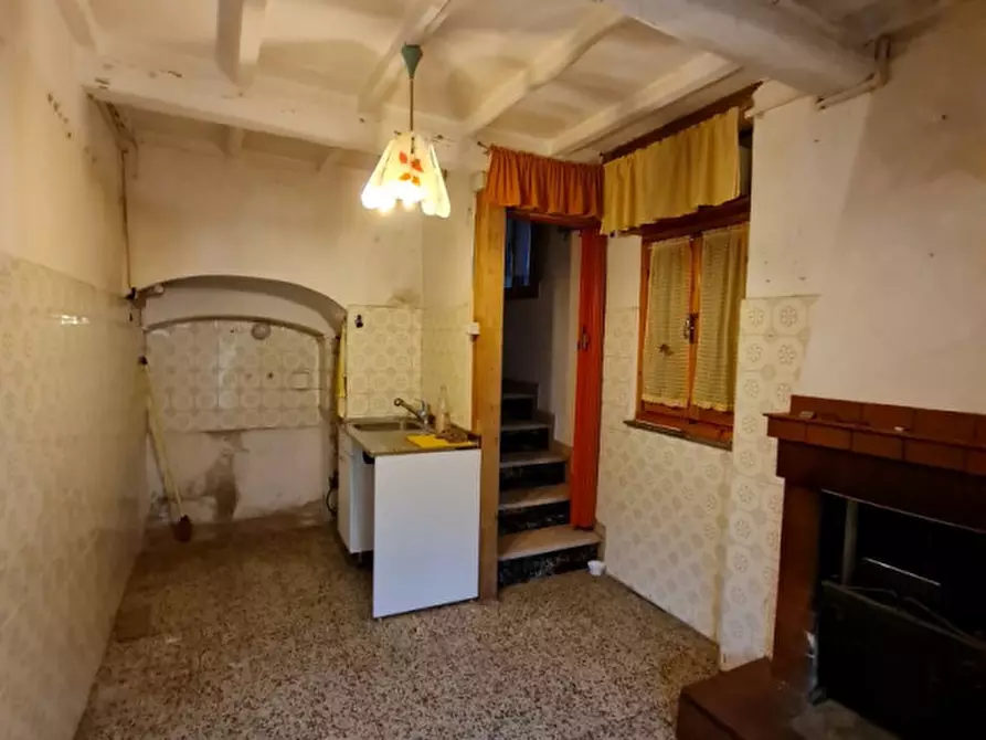 Immagine 3 di Villetta a schiera in vendita  in periferia montana a Loro Ciuffenna