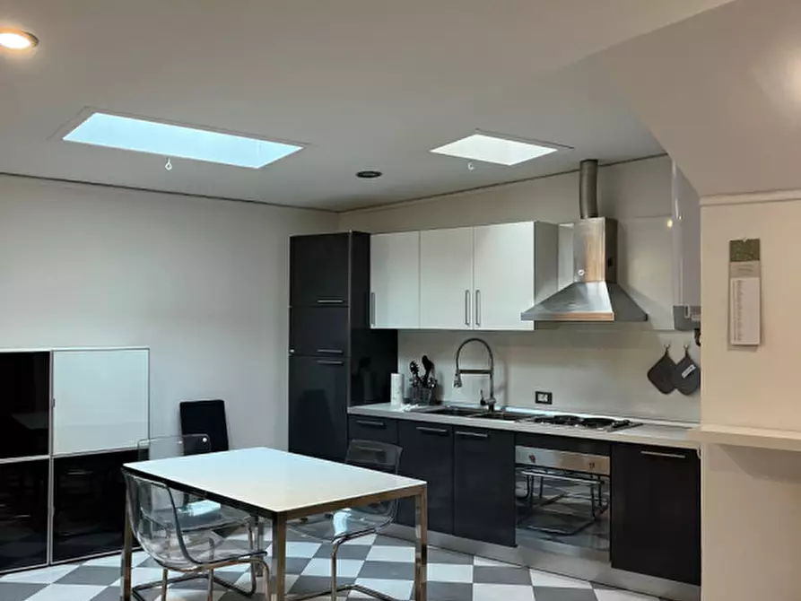 Immagine 1 di Appartamento in affitto  a Rovigo