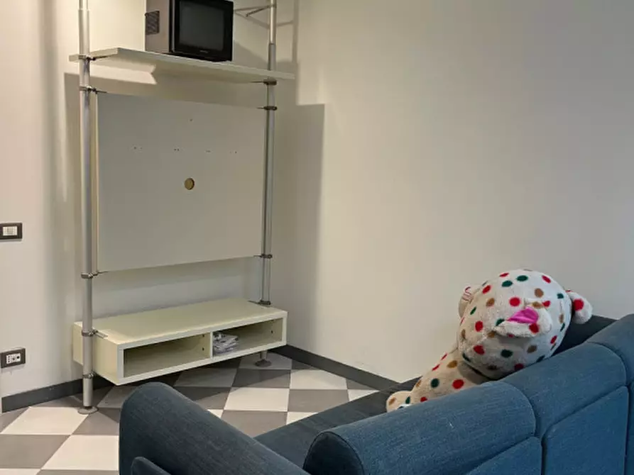 Immagine 2 di Appartamento in affitto  a Rovigo