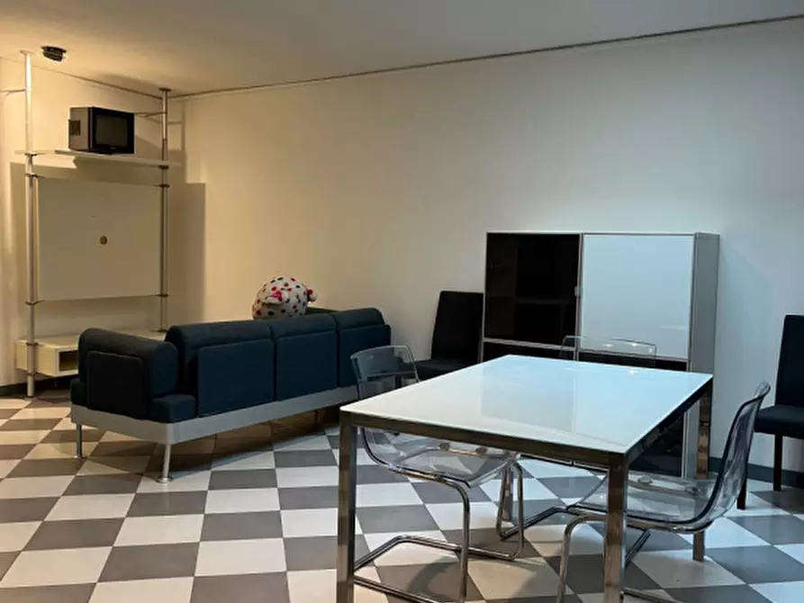Immagine 4 di Appartamento in affitto  a Rovigo