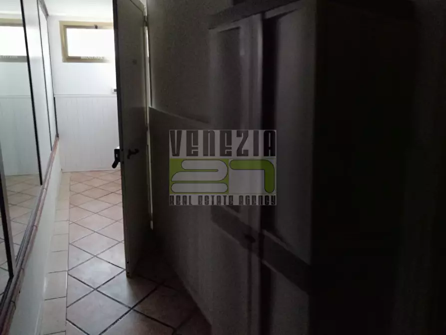 Immagine 7 di Negozio in vendita  in Tonnara a Avola