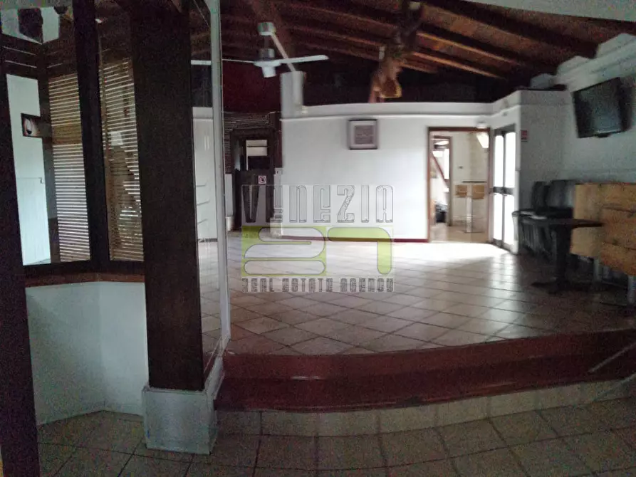 Immagine 12 di Negozio in vendita  in Tonnara a Avola