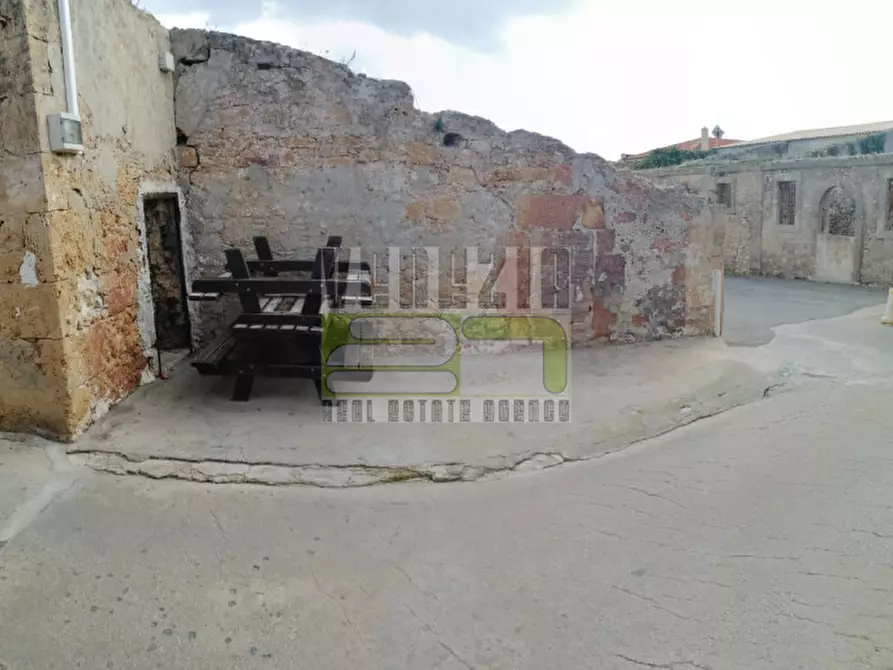 Immagine 17 di Negozio in vendita  in Tonnara a Avola