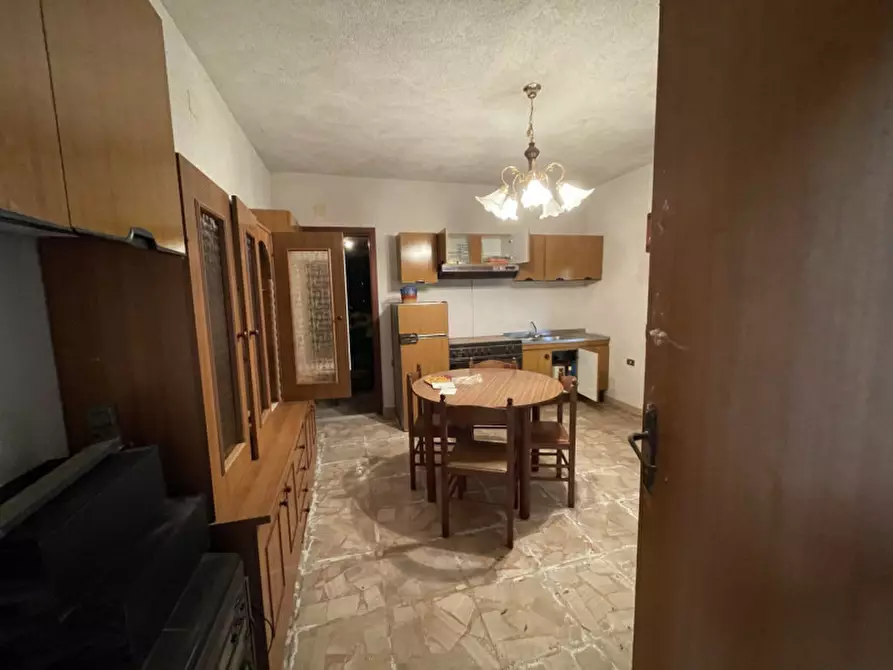 Immagine 8 di Rustico / casale in vendita  a Marsico Nuovo