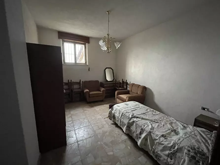 Immagine 12 di Rustico / casale in vendita  a Marsico Nuovo