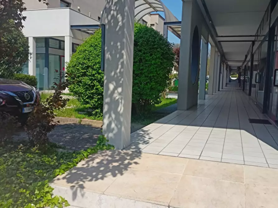 Immagine 2 di Negozio in vendita  in VIA DELLA PROVVIDENZA a Rubano