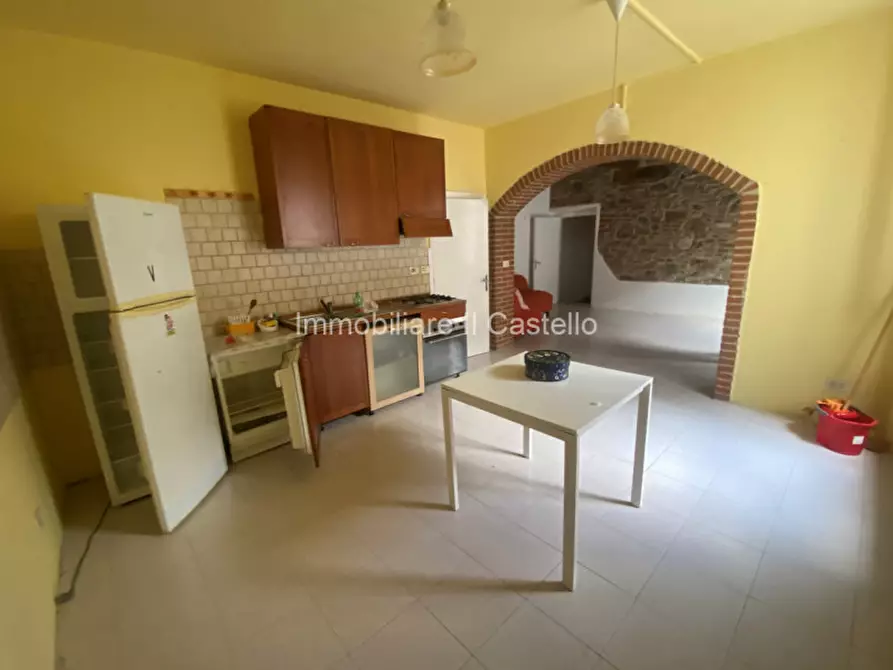 Immagine 11 di Casa bifamiliare in vendita  in Via Martiri della Libertà a Castiglione Del Lago