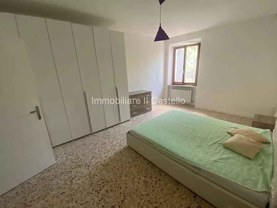 Immagine 20 di Casa bifamiliare in vendita  in Via Martiri della Libertà a Castiglione Del Lago