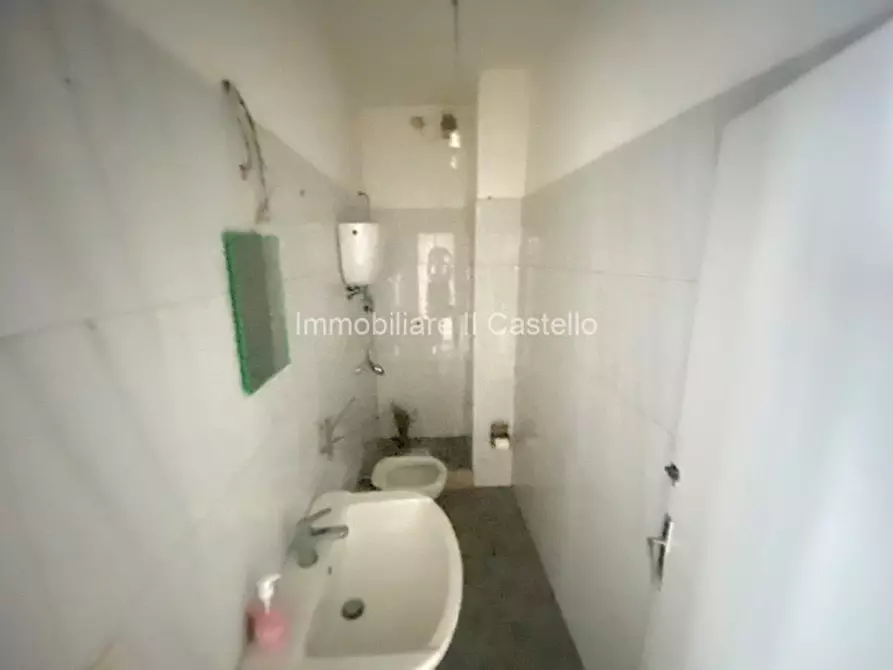 Immagine 28 di Casa bifamiliare in vendita  in Via Martiri della Libertà a Castiglione Del Lago