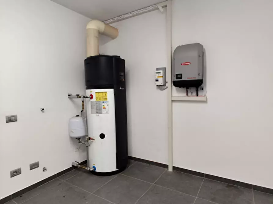 Immagine 16 di Casa bifamiliare in affitto  a Vicenza