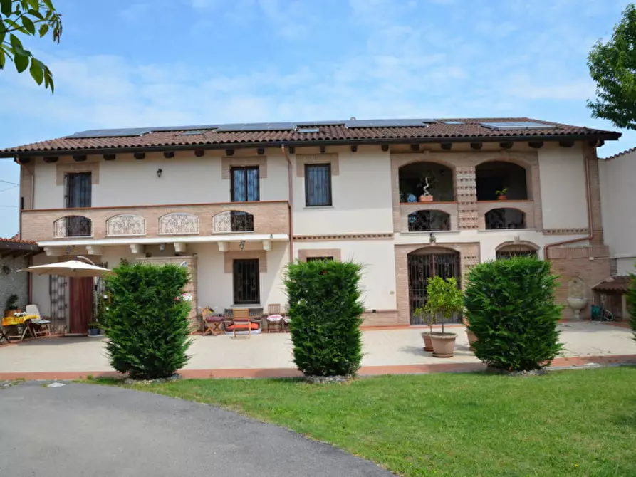 Immagine 2 di Casa indipendente in vendita  in Via Maniotto a Carmagnola