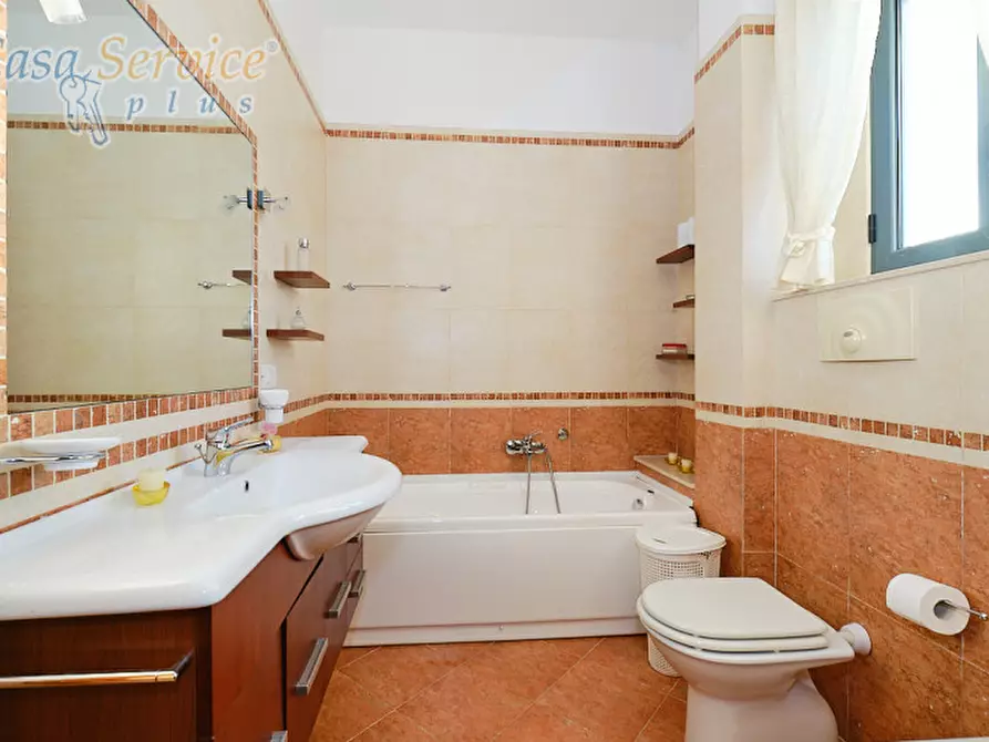 Immagine 19 di Casa indipendente in vendita  a Alezio