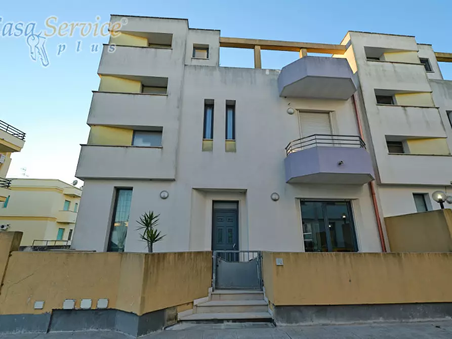 Immagine 37 di Casa indipendente in vendita  a Alezio