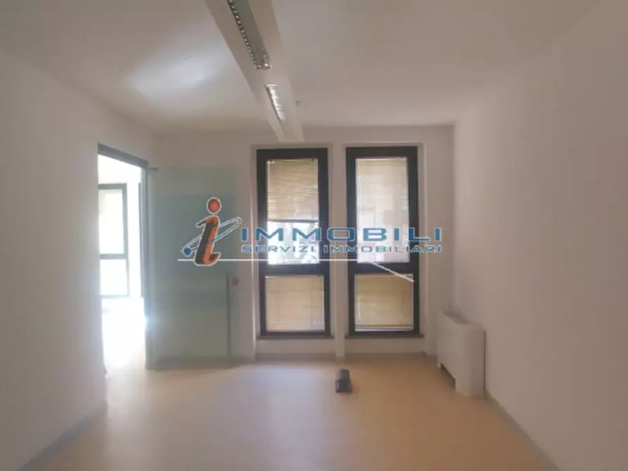 Immagine 13 di Ufficio in affitto  in VIA MODIGLIANI a Segrate