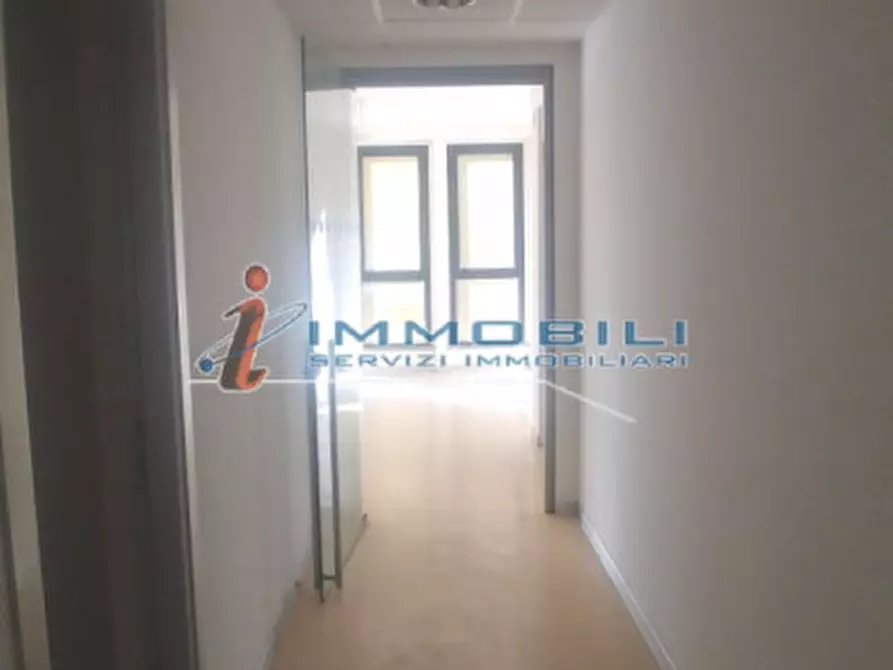 Immagine 21 di Ufficio in affitto  in VIA MODIGLIANI a Segrate