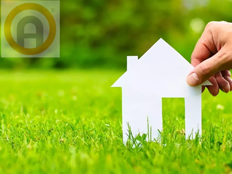 Immagine 5 di Terreno in vendita  a Rosà