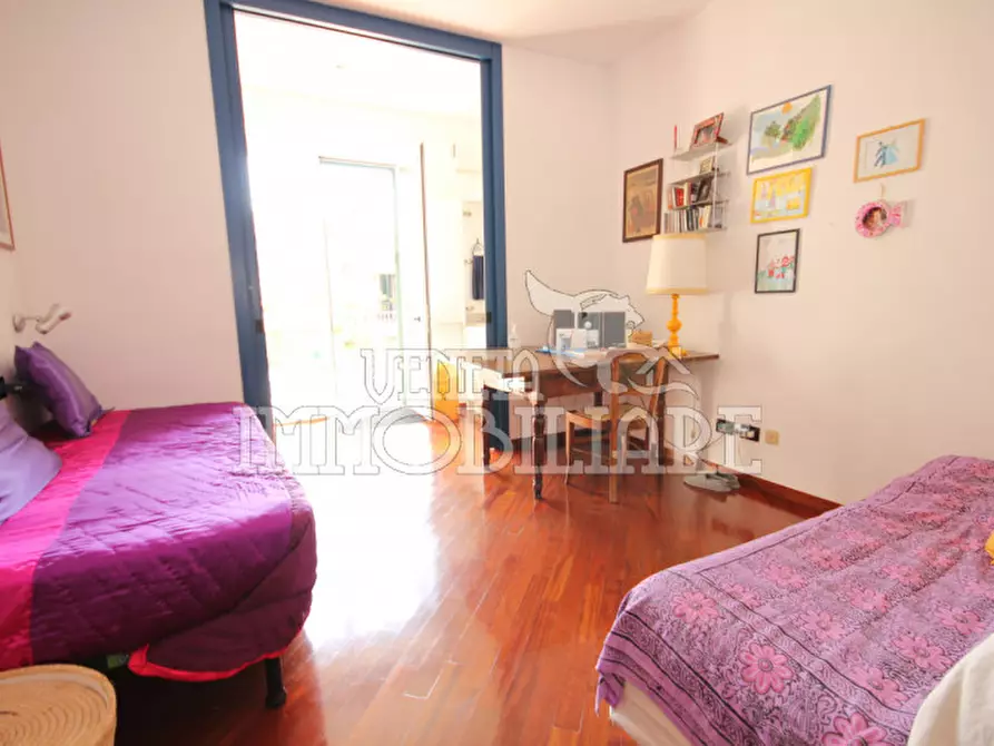 Immagine 7 di Appartamento in vendita  in Salita pollaiuoli a Genova