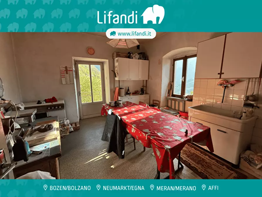 Immagine 1 di Casa indipendente in vendita  in Via S. Maria a Ton