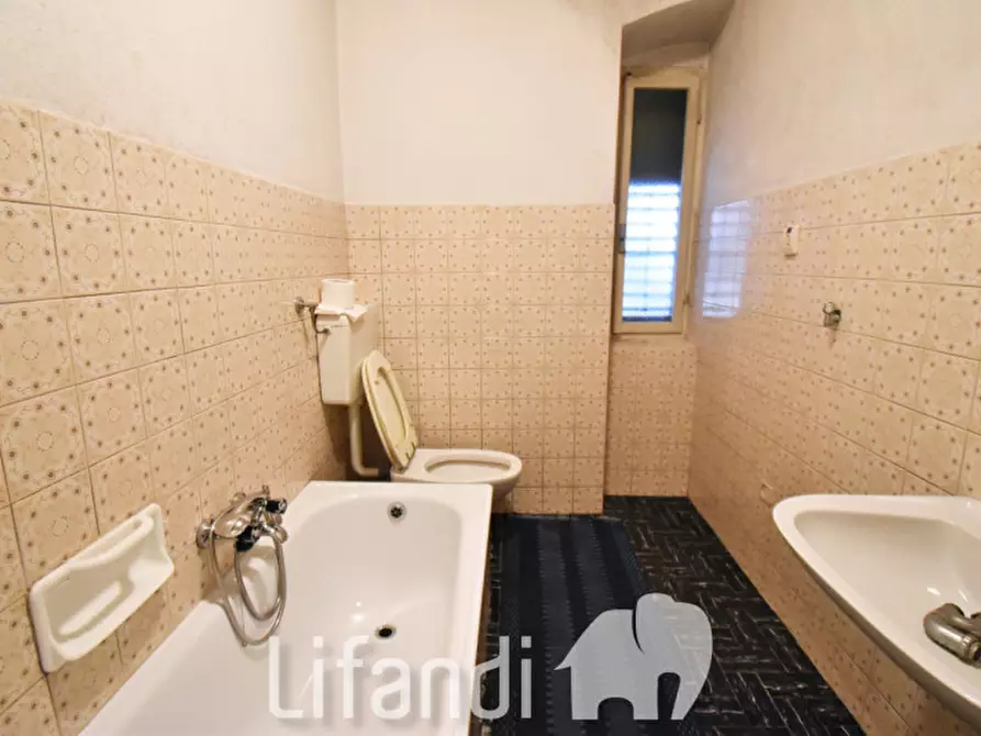 Immagine 4 di Casa indipendente in vendita  a Ton