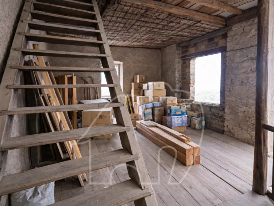 Immagine 5 di Casa indipendente in vendita  a Ton