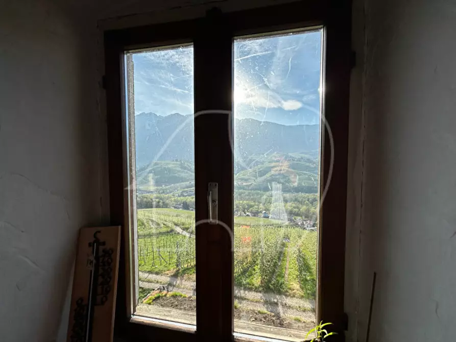 Immagine 10 di Casa indipendente in vendita  in Via S. Maria a Ton