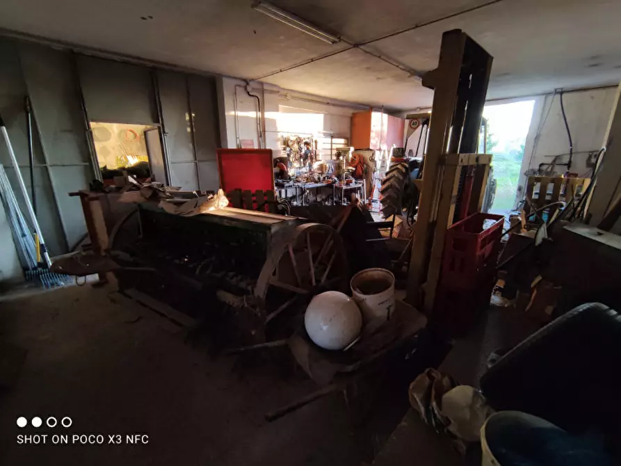 Immagine 34 di Capannone industriale in vendita  in CESANO BRUCIATA a Senigallia