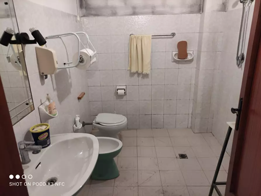 Immagine 37 di Capannone industriale in vendita  in CESANO BRUCIATA a Senigallia