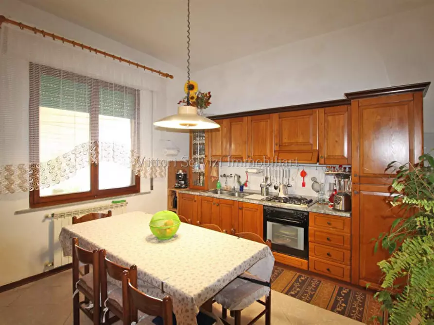 Immagine 3 di Appartamento in vendita  in via sicilia a Torrita Di Siena