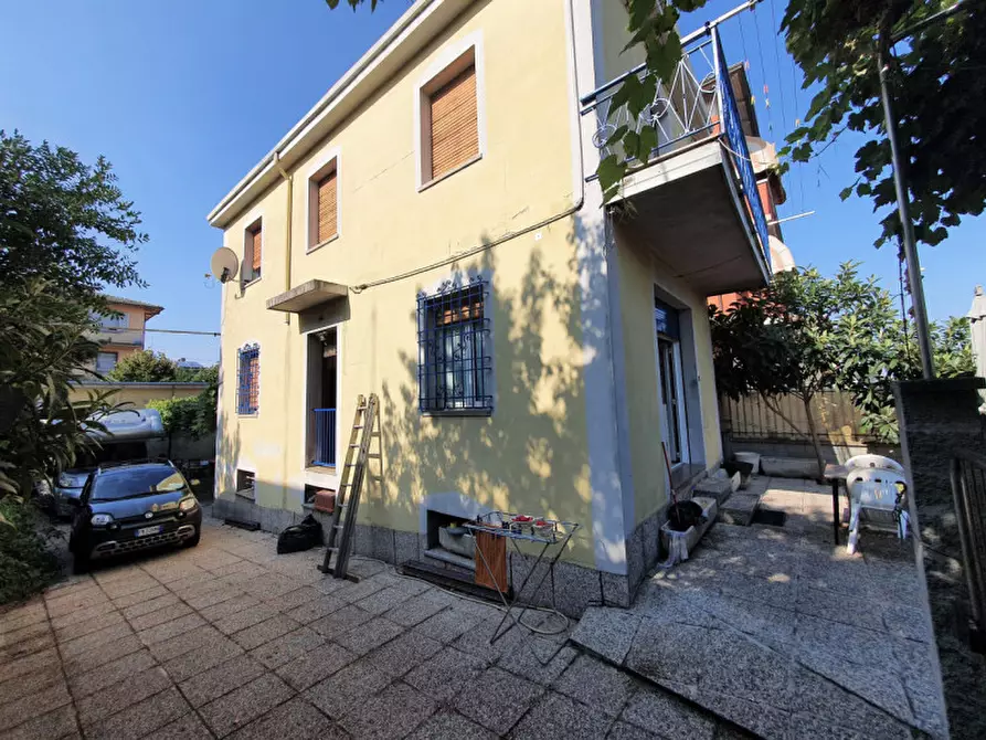 Immagine 3 di Casa indipendente in vendita  in Via Emilia 180 a Anzola Dell'emilia