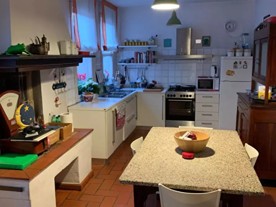 Immagine 8 di Palazzo in vendita  a Badia Polesine