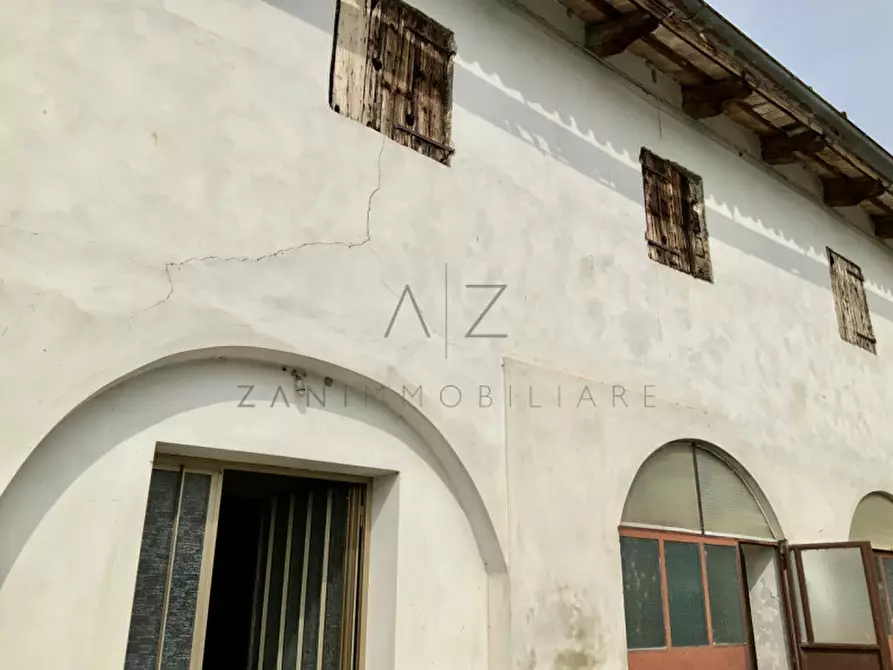 Immagine 8 di Rustico / casale in vendita  in Via Cervan a Castelfranco Veneto