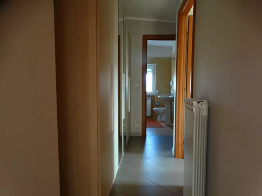 Immagine 3 di Appartamento in affitto  a Marsicovetere
