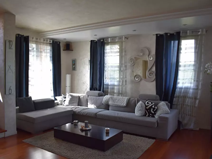Immagine 1 di Casa bifamiliare in vendita  a Padova
