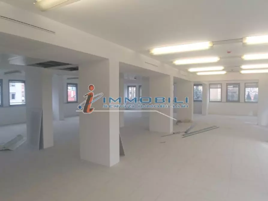 Immagine 3 di Ufficio in affitto  in VIA ROMAGNOLI ETTORE a Milano