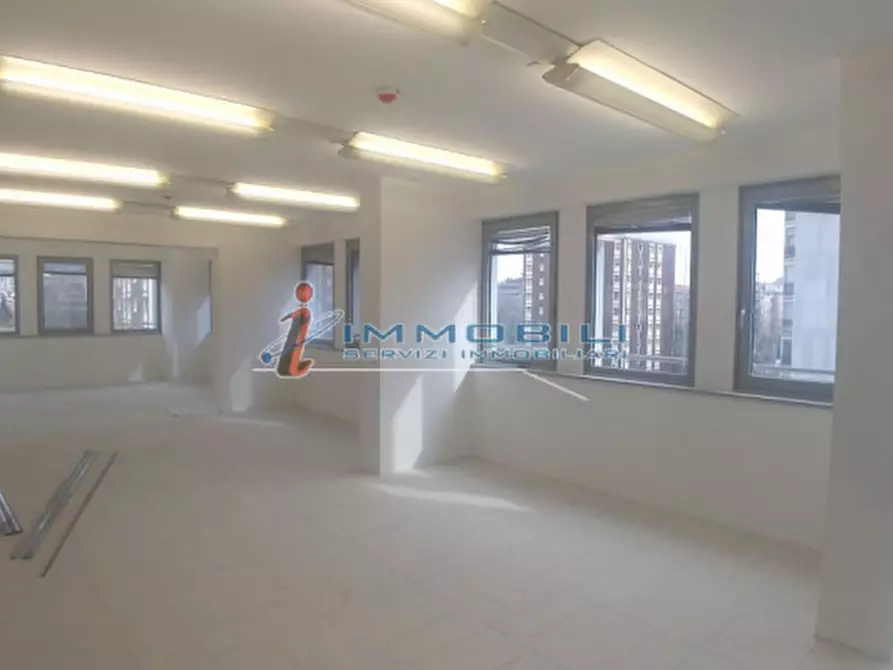 Immagine 5 di Ufficio in affitto  in VIA ROMAGNOLI ETTORE a Milano