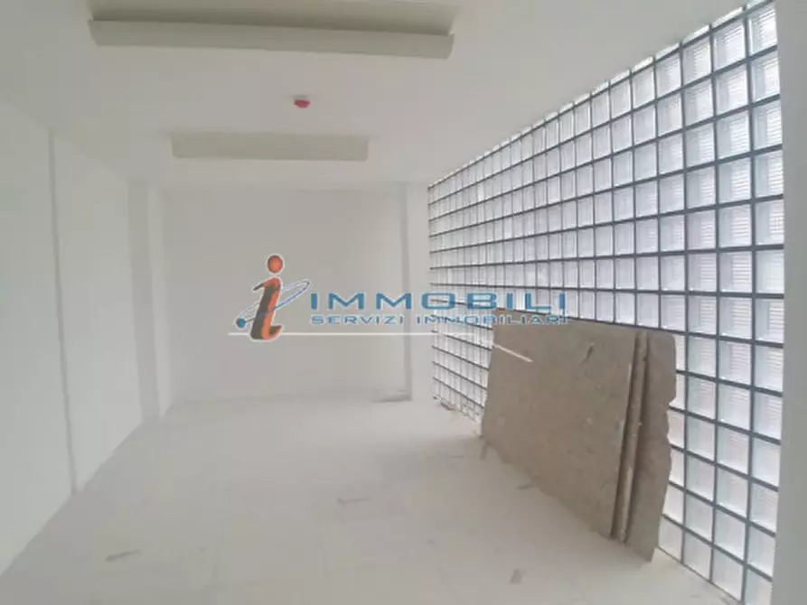 Immagine 19 di Ufficio in affitto  in VIA ROMAGNOLI ETTORE a Milano