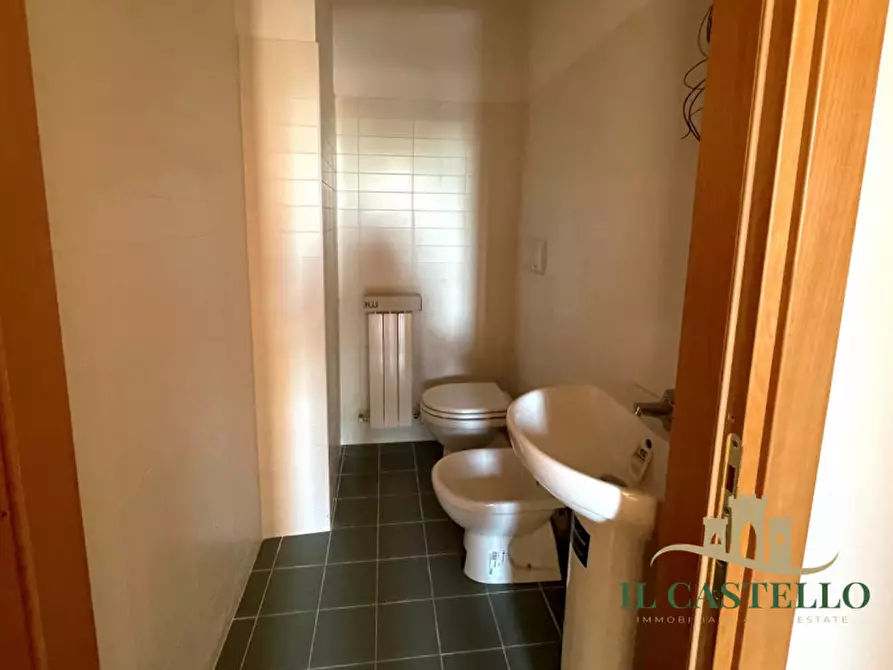 Immagine 5 di Appartamento in vendita  in Via dei Donatori a Castiglione Del Lago