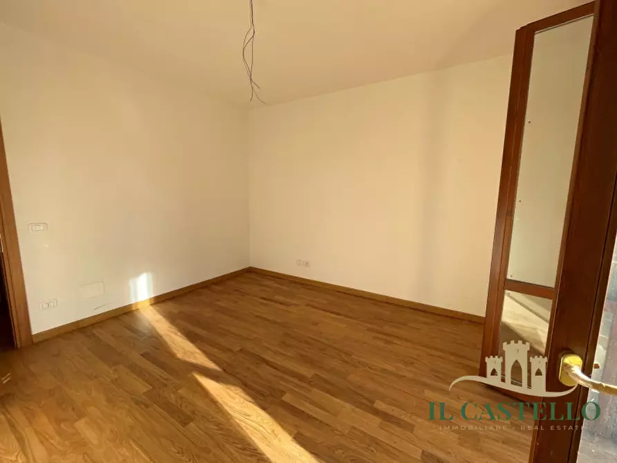 Immagine 12 di Appartamento in vendita  in Via dei Donatori a Castiglione Del Lago