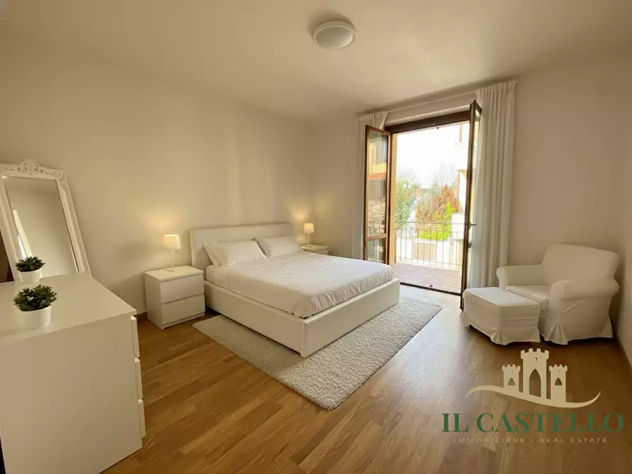 Immagine 3 di Appartamento in vendita  in via carducci a Castiglione Del Lago