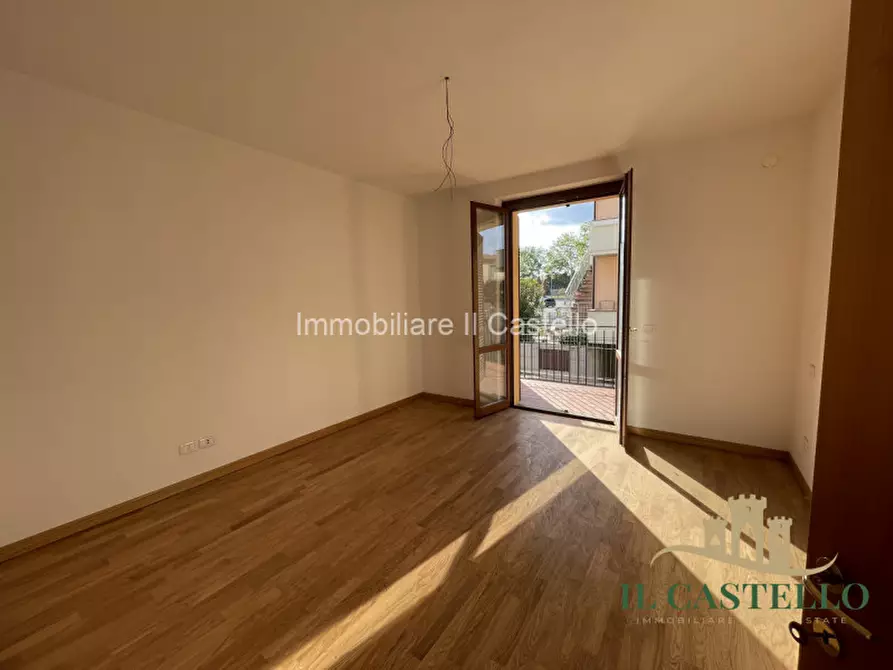 Immagine 16 di Appartamento in vendita  in via carducci a Castiglione Del Lago
