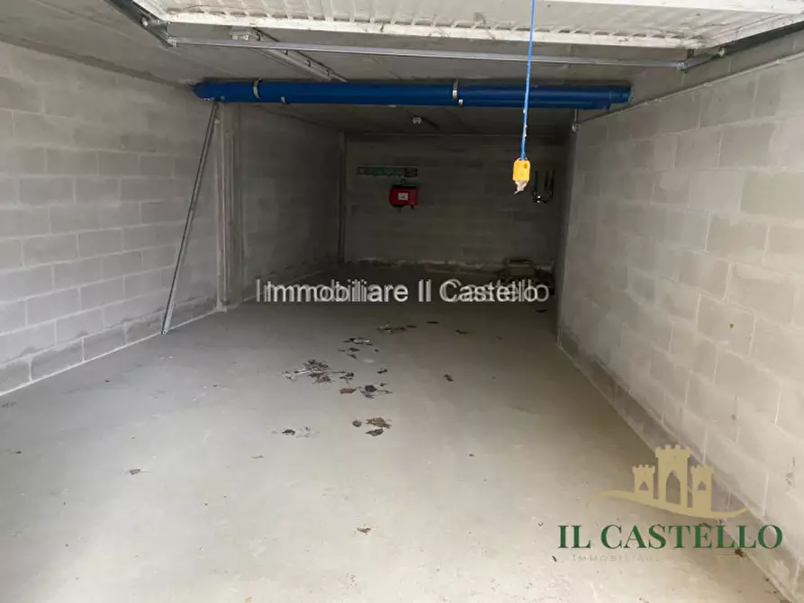 Immagine 19 di Appartamento in vendita  in via carducci a Castiglione Del Lago